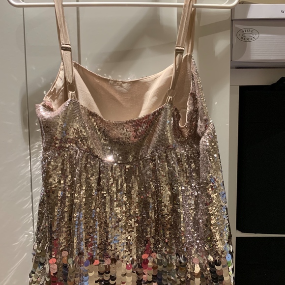 MARCIANO SEQUIN TOP - SIZE SMALL - Picture 2 of 3